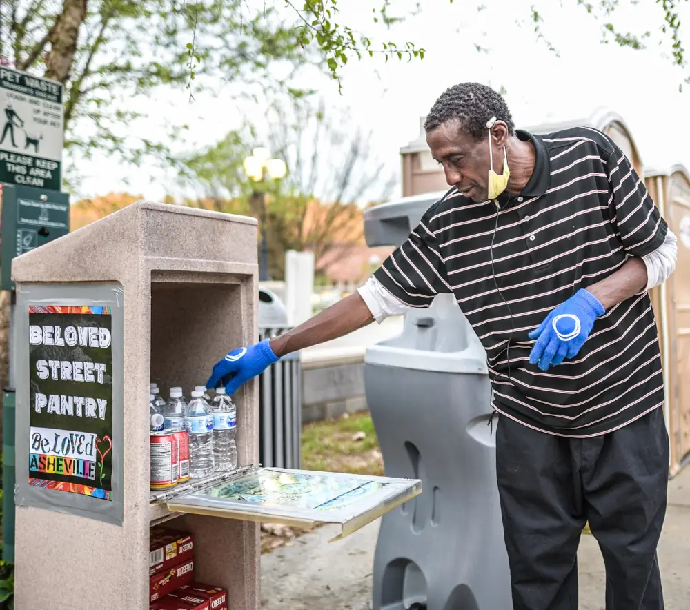 street pantry filling